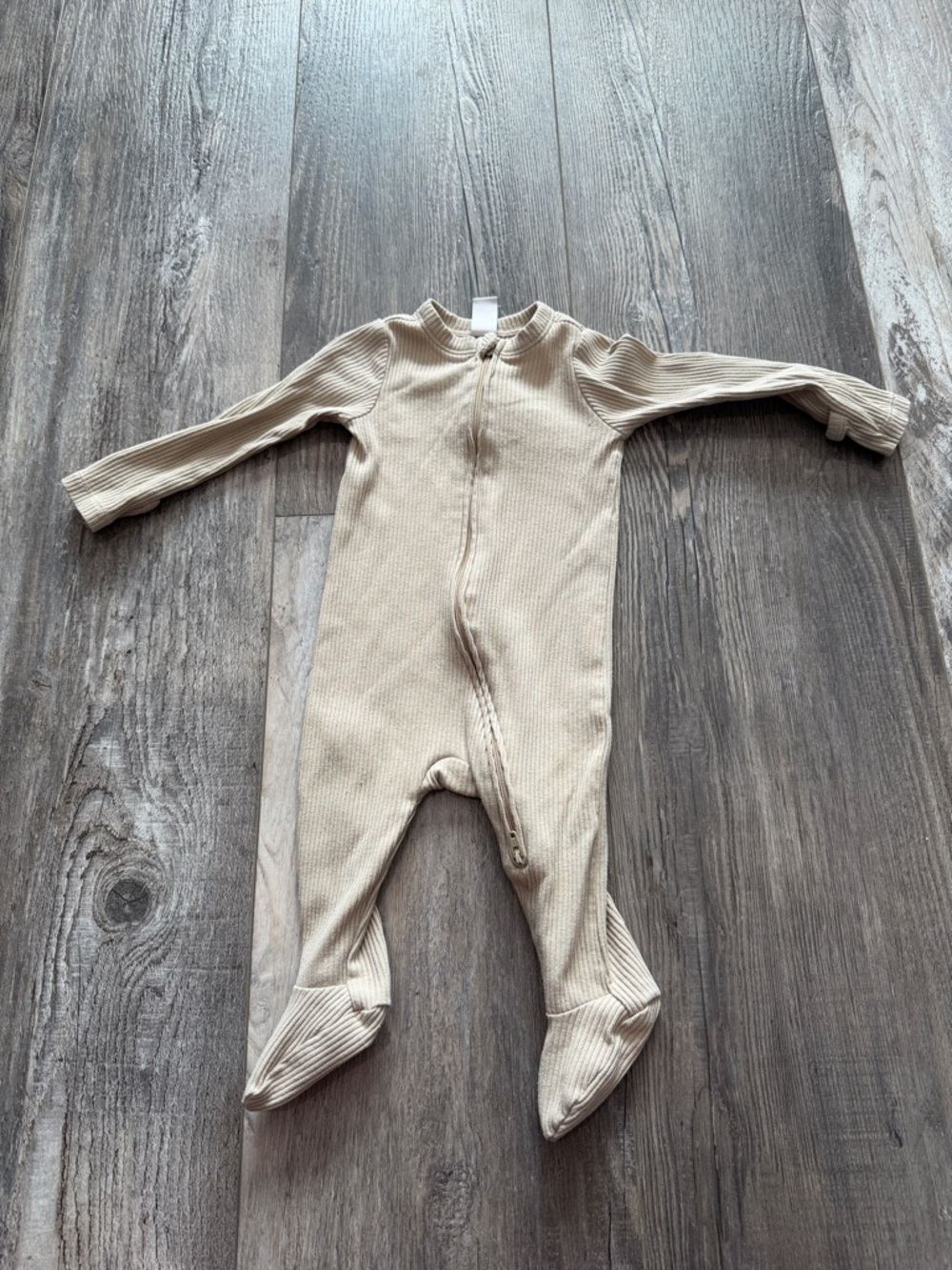 Old Navy Cream Ribbed Footed One-Piece Zipper Pajamas